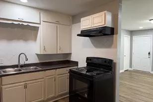 2500 Normont Cir, Fort Worth, TX 76103 - Photo 6