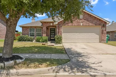 6409 Saddleback Drive, Denton, TX 76210 - Photo 2