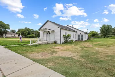 1905 El Paso Street, Grand Prairie, TX 75051 - Photo 2