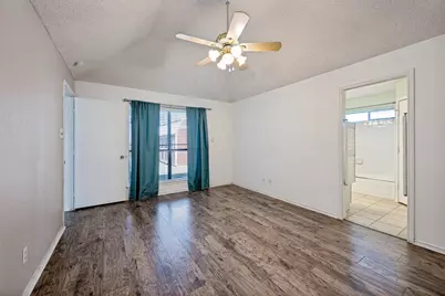 9008 Topperwind Court, Fort Worth, TX 76134 - Photo 12