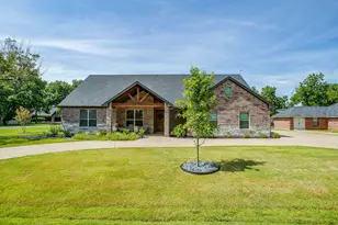 5418 Wedgefield Rd, Granbury, TX 76049 - Photo 1