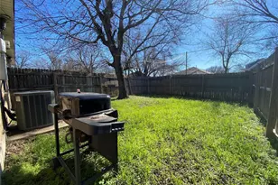 1816 Bessie St, Fort Worth, TX 76104 - Photo 32