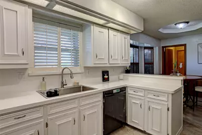 2918 Apple Valley Drive, Garland, TX 75043 - Photo 8