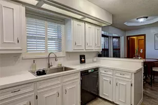 2918 Apple Valley Dr, Garland, TX 75043 - Photo 8