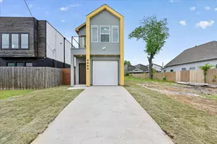 2505 Pennsylvania Ave, Dallas, TX 75215 - Photo 1