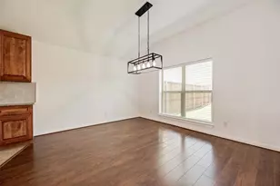 2808 Park St, Ennis, TX 75119 - Photo 8