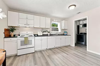 304 Primrose Lane, Sherman, TX 75092 - Photo 6
