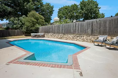 109 Clove Lane, Euless, TX 76039 - Photo 20
