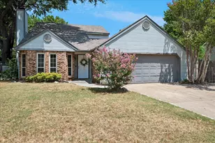 109 Clove Ln, Euless, TX 76039 - Photo 1