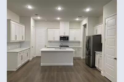 1919 Diyaa Court, Farmers Branch, TX 75234 - Photo 4