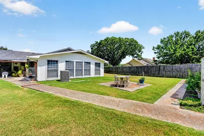 720 S Houston Street, Edgewood, TX 75117 - Photo 32