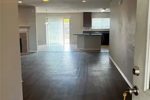 1601 Hedgewood Trail, Fort Worth, TX 76112 - Photo 2