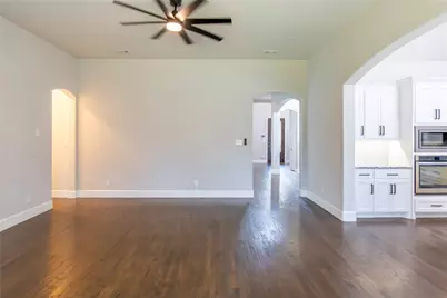 3728 Kennoway, The Colony, TX 75056 - Photo 8