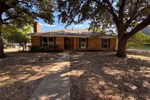 1406 Tad St, Ennis, TX 75119 - Photo 1