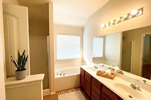 7513 Red Feather Tr, McKinney, TX 75070 - Photo 10