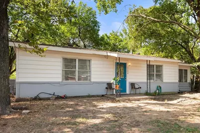 1704 Joyce Street, Arlington, TX 76010 - Photo 2
