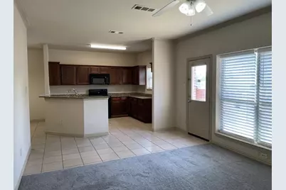 2307 Calendar Court, Grand Prairie, TX 75050 - Photo 6