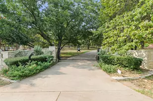 3105 E Briar Ln, Southlake, TX 76092 - Photo 36