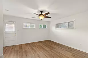 8732 Glencrest Ln, Dallas, TX 75209 - Photo 24