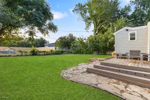 8732 Glencrest Ln, Dallas, TX 75209 - Photo 36