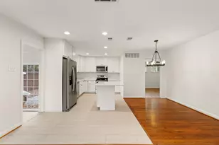 8732 Glencrest Ln, Dallas, TX 75209 - Photo 14