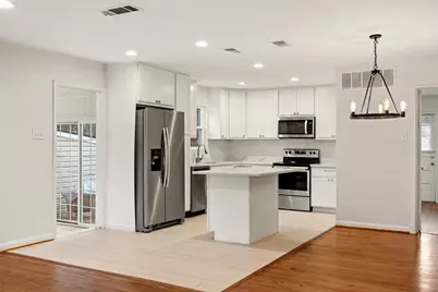 8732 Glencrest Lane, Dallas, TX 75209 - Photo 8