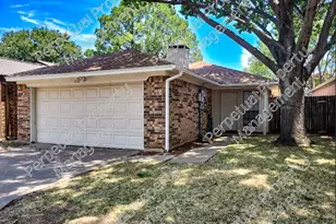 1714 Magnolia Ln, Euless, TX 76039 - Photo 1