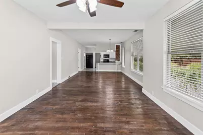 419 W 5th Street, Bonham, TX 75418 - Photo 2