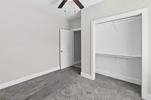 419 W 5th St, Bonham, TX 75418 - Photo 20