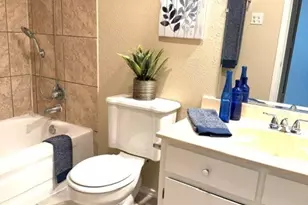 6513 Westridge Dr, Watauga, TX 76148 - Photo 10
