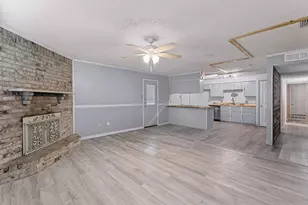223 Countryside Dr, Arlington, TX 76014 - Photo 12