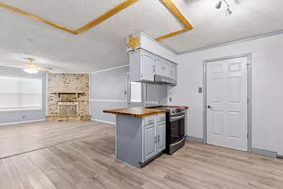 223 Countryside Drive, Arlington, TX 76014 - Photo 10