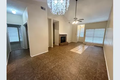2915 Roxboro Road, Euless, TX 76039 - Photo 4
