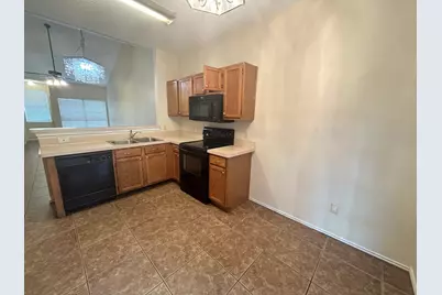 2915 Roxboro Road, Euless, TX 76039 - Photo 8