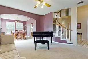 817 Crystal Ln, Hurst, TX 76054 - Photo 14
