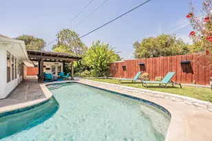 8429 Stephanie Dr, North Richland Hills, TX 76182 - Photo 6