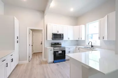 2303 Walworth Street, Greenville, TX 75401 - Photo 4