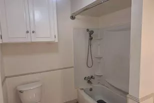 906 Sharpshire St, Grand Prairie, TX 75050 - Photo 34