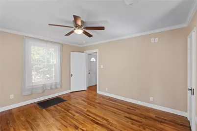 650 W Kaufman Street, Paris, TX 75460 - Photo 16