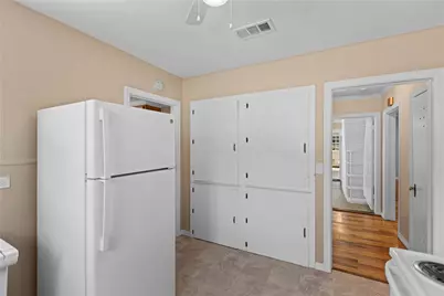 650 W Kaufman Street, Paris, TX 75460 - Photo 10