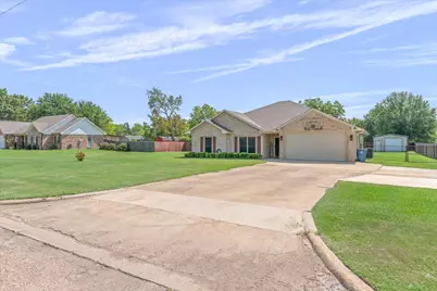 180 N Bois D Arc Street, Van, TX 75790 - Photo 2