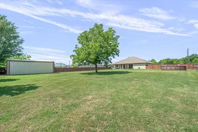 180 N Bois D Arc Street, Van, TX 75790 - Photo 36