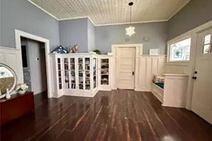 301 Forrest Ave, Cleburne, TX 76033 - Photo 1