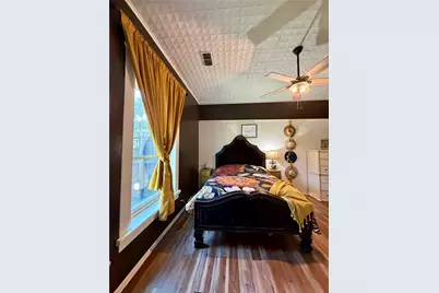 301 Forrest Avenue, Cleburne, TX 76033 - Photo 10