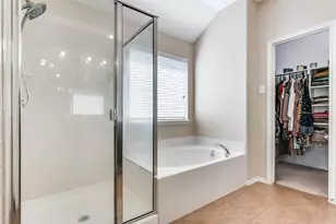 1017 Golden Bear Ln, McKinney, TX 75072 - Photo 16
