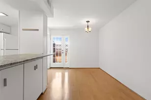 7801 Royal Ln, Dallas, TX 75230 - Photo 10