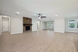 700 Freedom Ln, Little Elm, TX 76227 - Photo 18