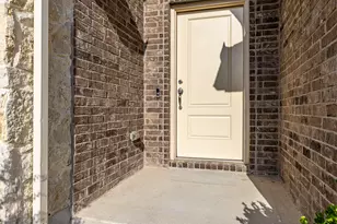 4013 Spur Trail Dr, Denton, TX 76208 - Photo 2