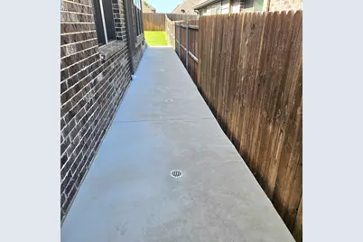 2101 Timineri Drive, Princeton, TX 75407 - Photo 4