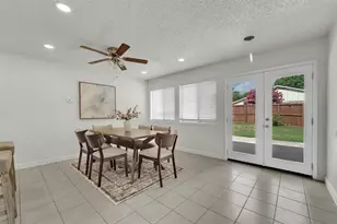 5517 Wyrick Ln, Garland, TX 75044 - Photo 8